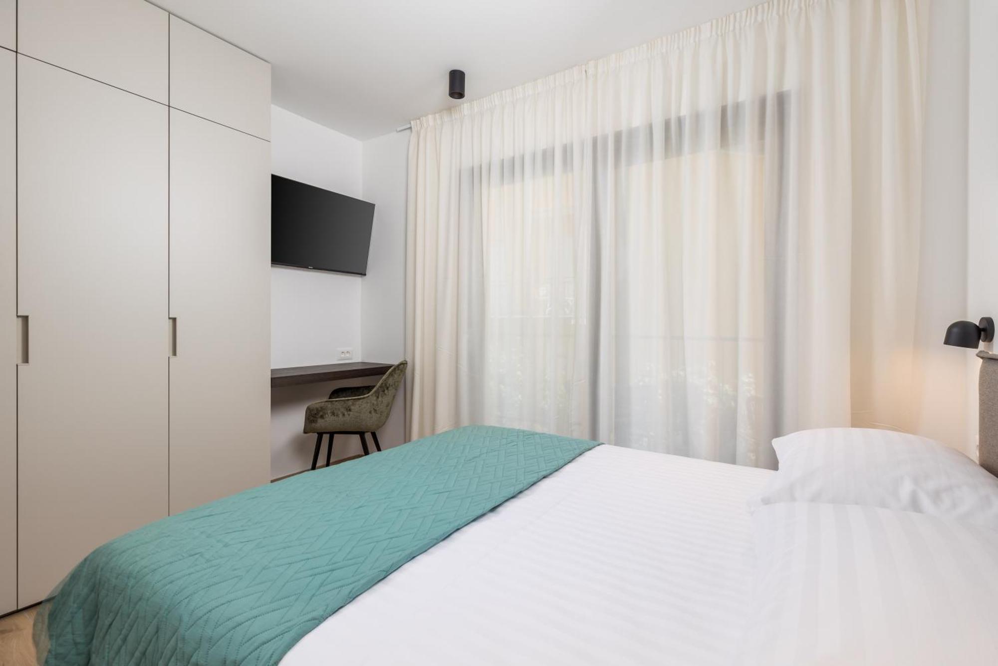 אומיסאליי Apartmani Vila Mara M 1 Heated Pool מראה חיצוני תמונה